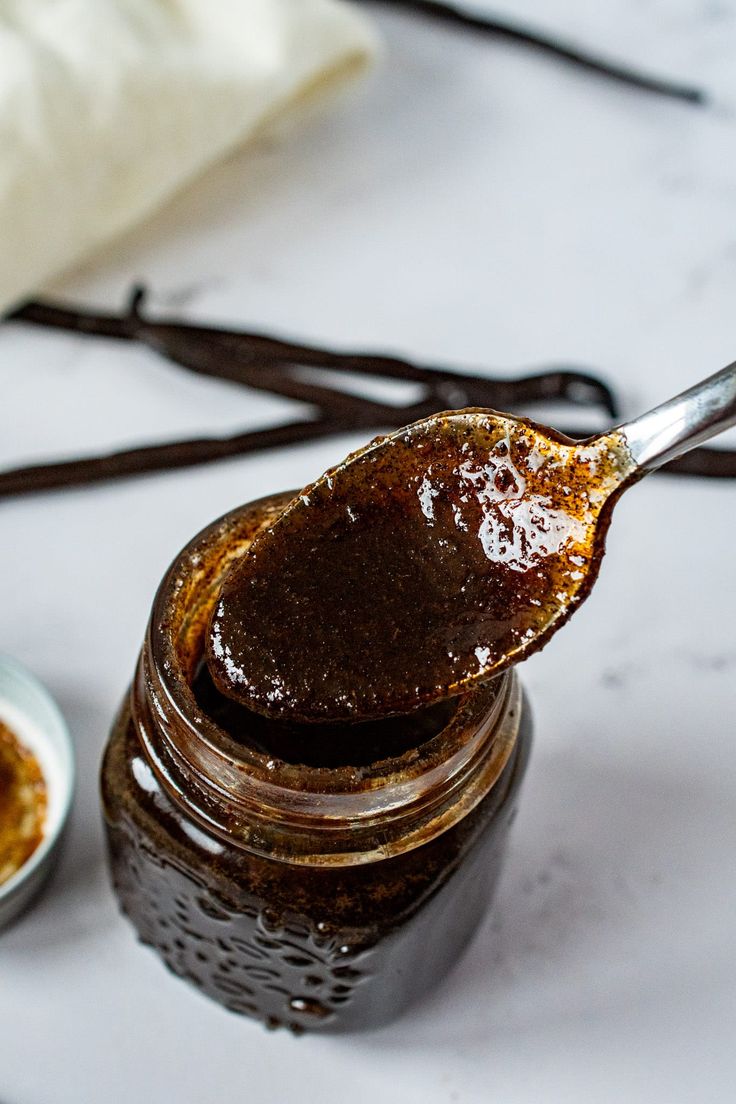 Premium Ugandan Vanilla Bean Paste – Pure, Aromatic & Gourmet Quality