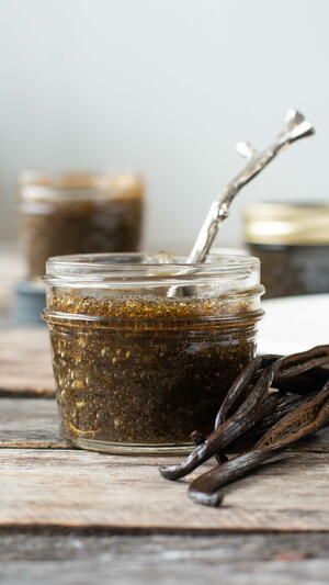 Premium Ugandan Vanilla Bean Paste – Pure, Aromatic & Gourmet Quality